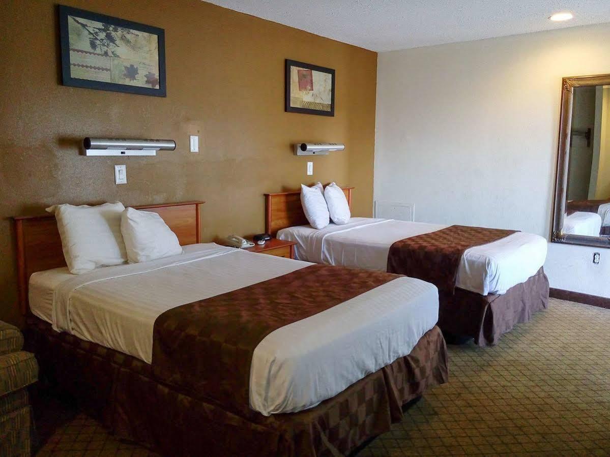 Days Inn Lexington Park Eksteriør bilde