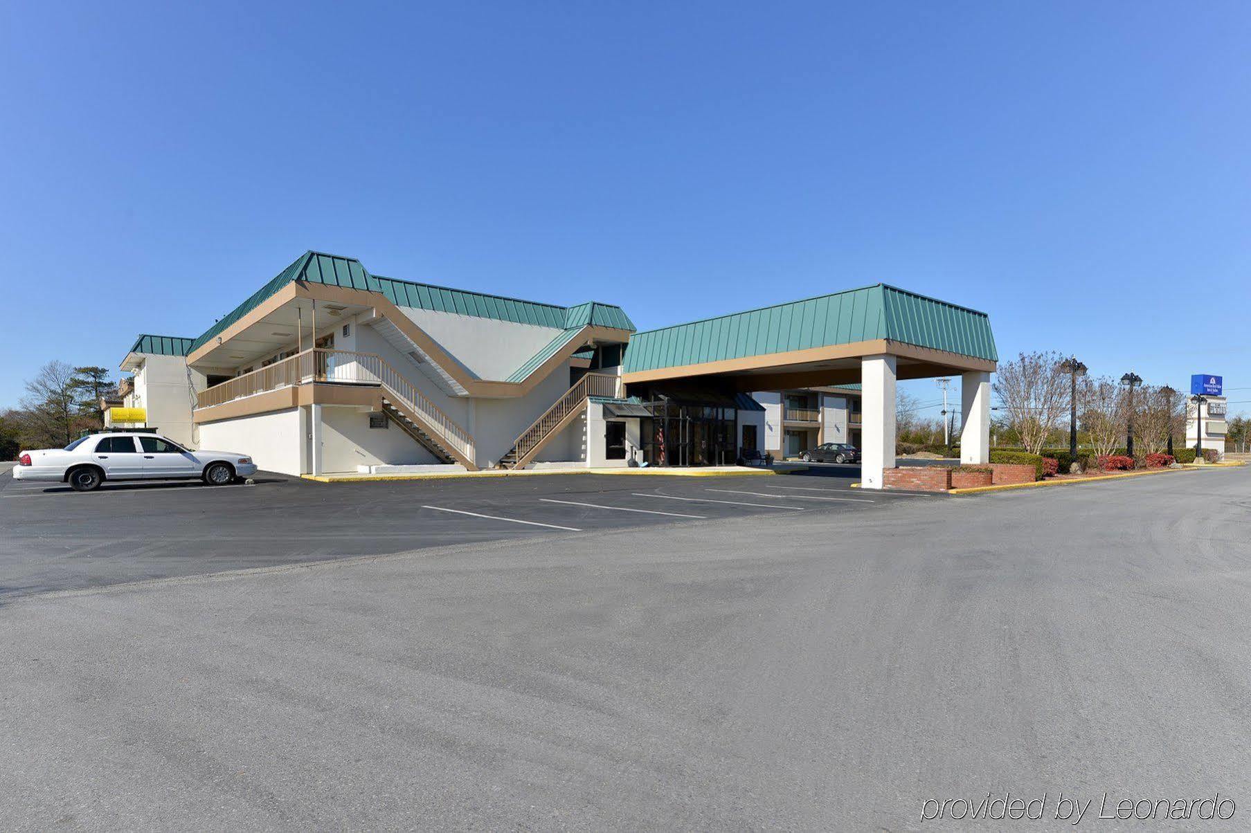 Days Inn Lexington Park Eksteriør bilde