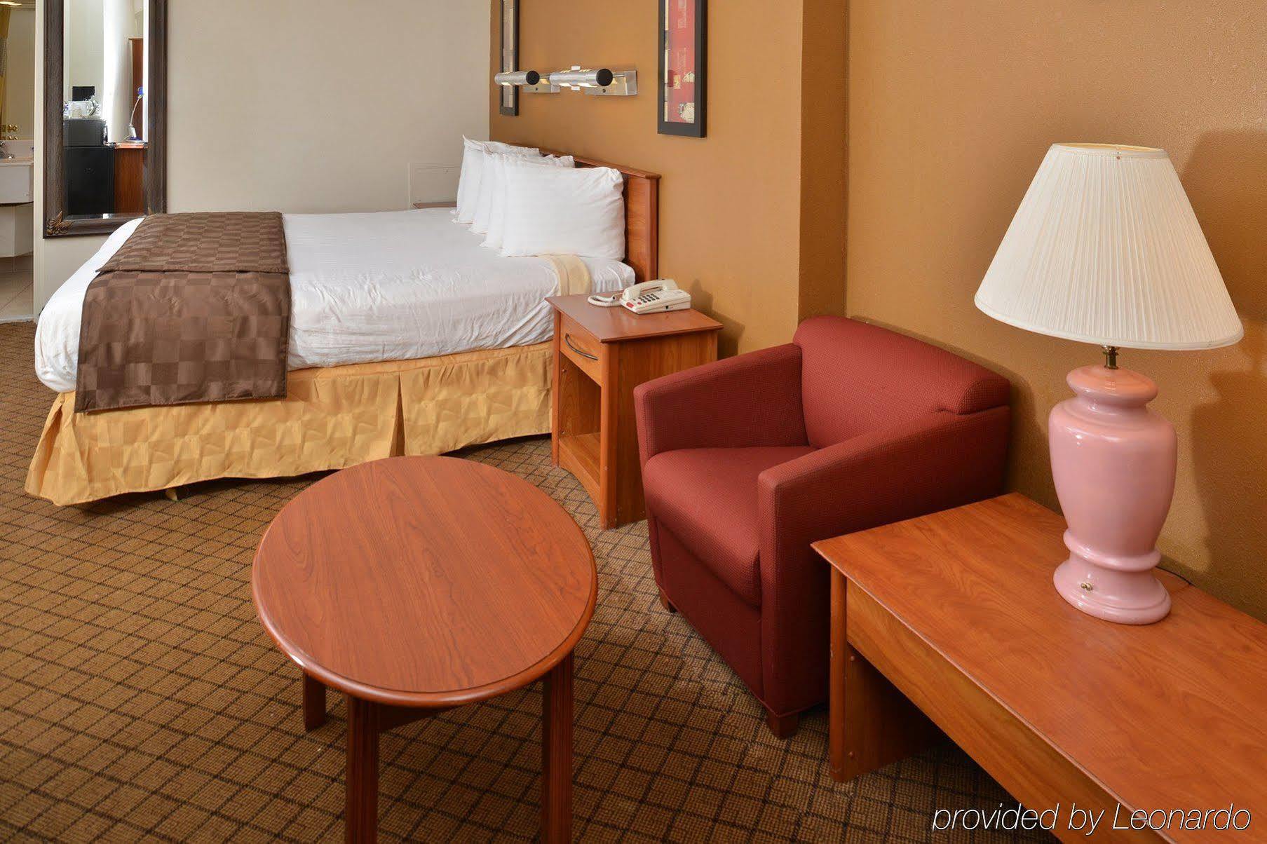 Days Inn Lexington Park Eksteriør bilde