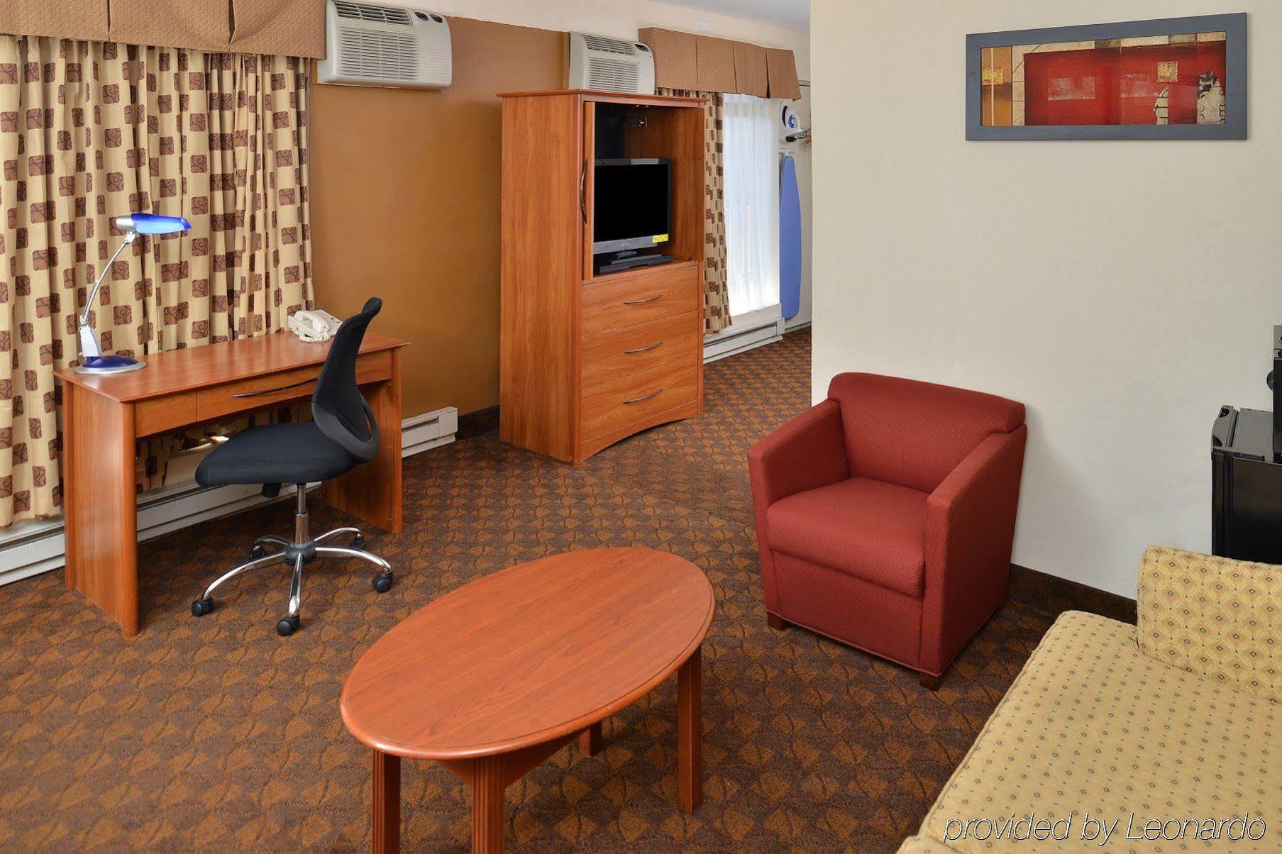 Days Inn Lexington Park Eksteriør bilde