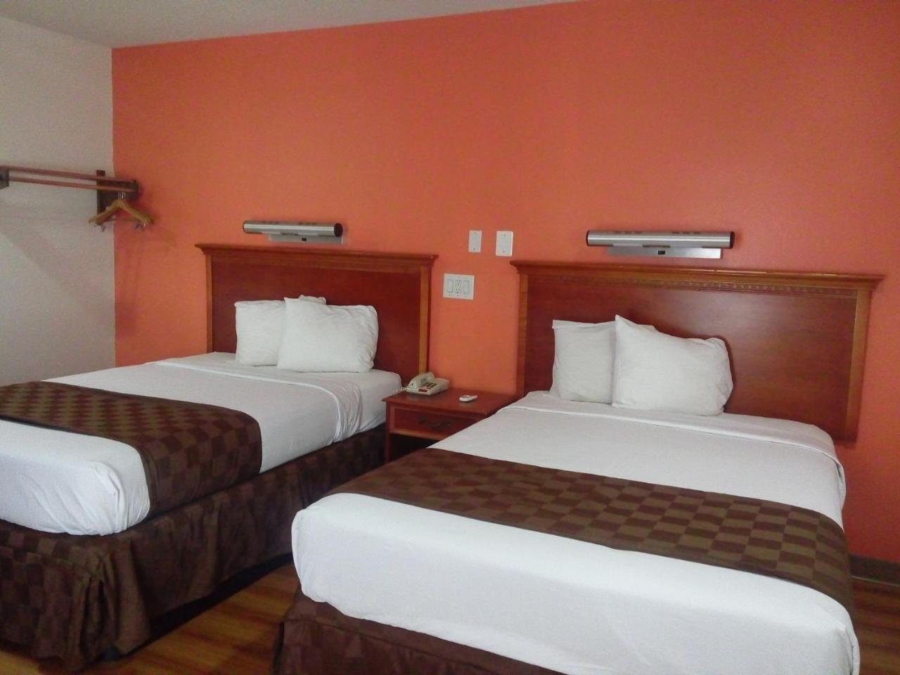 Days Inn Lexington Park Eksteriør bilde
