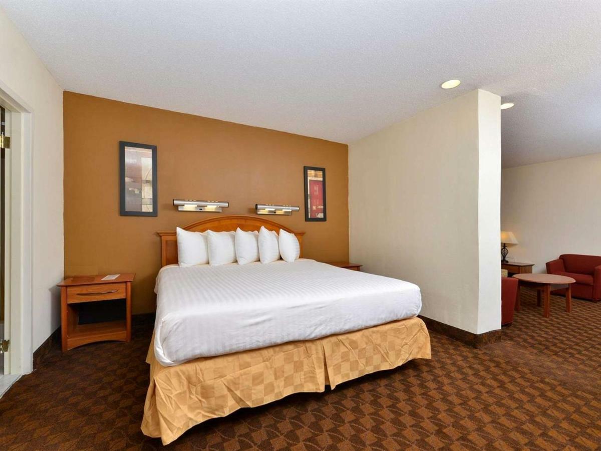 Days Inn Lexington Park Eksteriør bilde